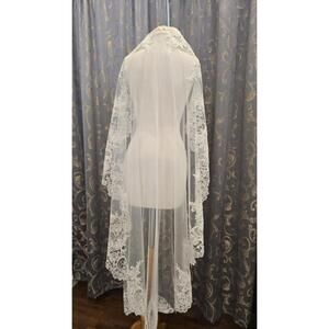 v2569f allure bridals veil